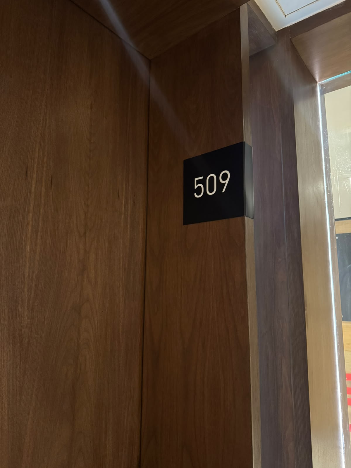 Entrada de oficinas de A.R.M. Abogados Asociados